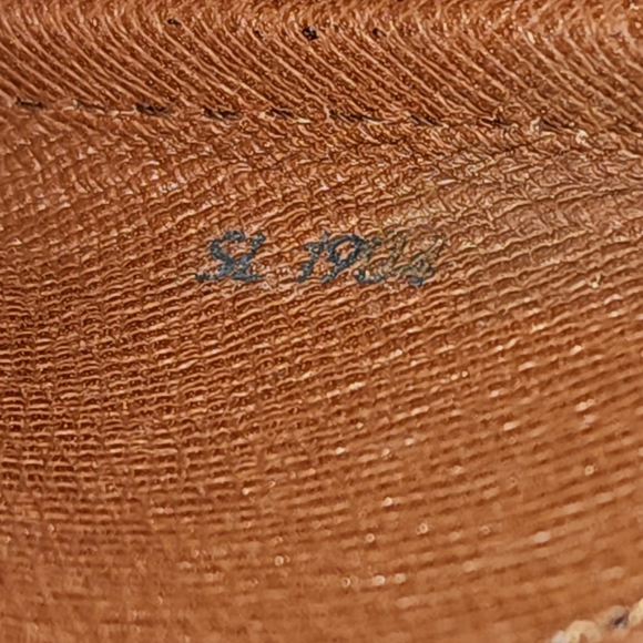 Authentic Louis Vuitton Monogram Cartouchiere - Picture 16 of 16